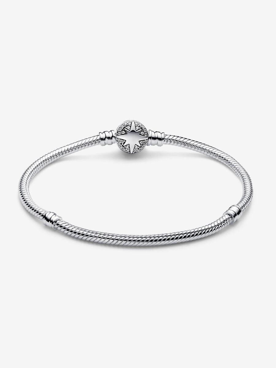 North Star Clasp Snake Chain Bracelet